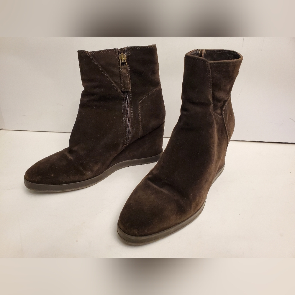 Aquatalia Dark Brown Suede Booties